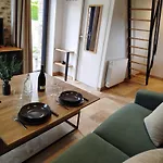 La Petite Maison * Les Croix Chemins